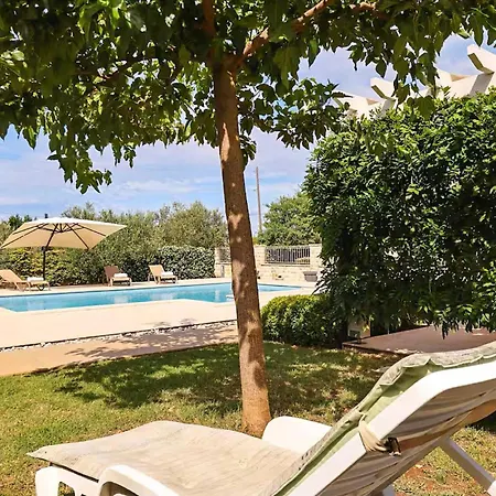 Hébergement de vacances In With Private Swimming Pool, Be Inside Or Outside
